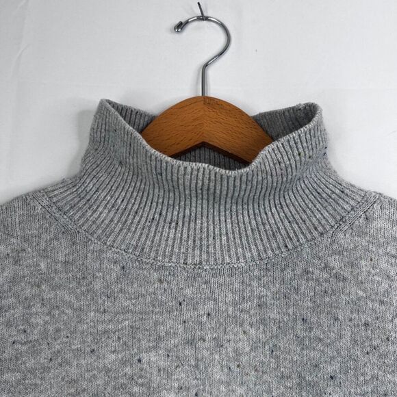Ann Taylor LOFT Light Flecked Gray Mock Neck Ribbed Trim Sweater Size XS - Picture 4 of 8